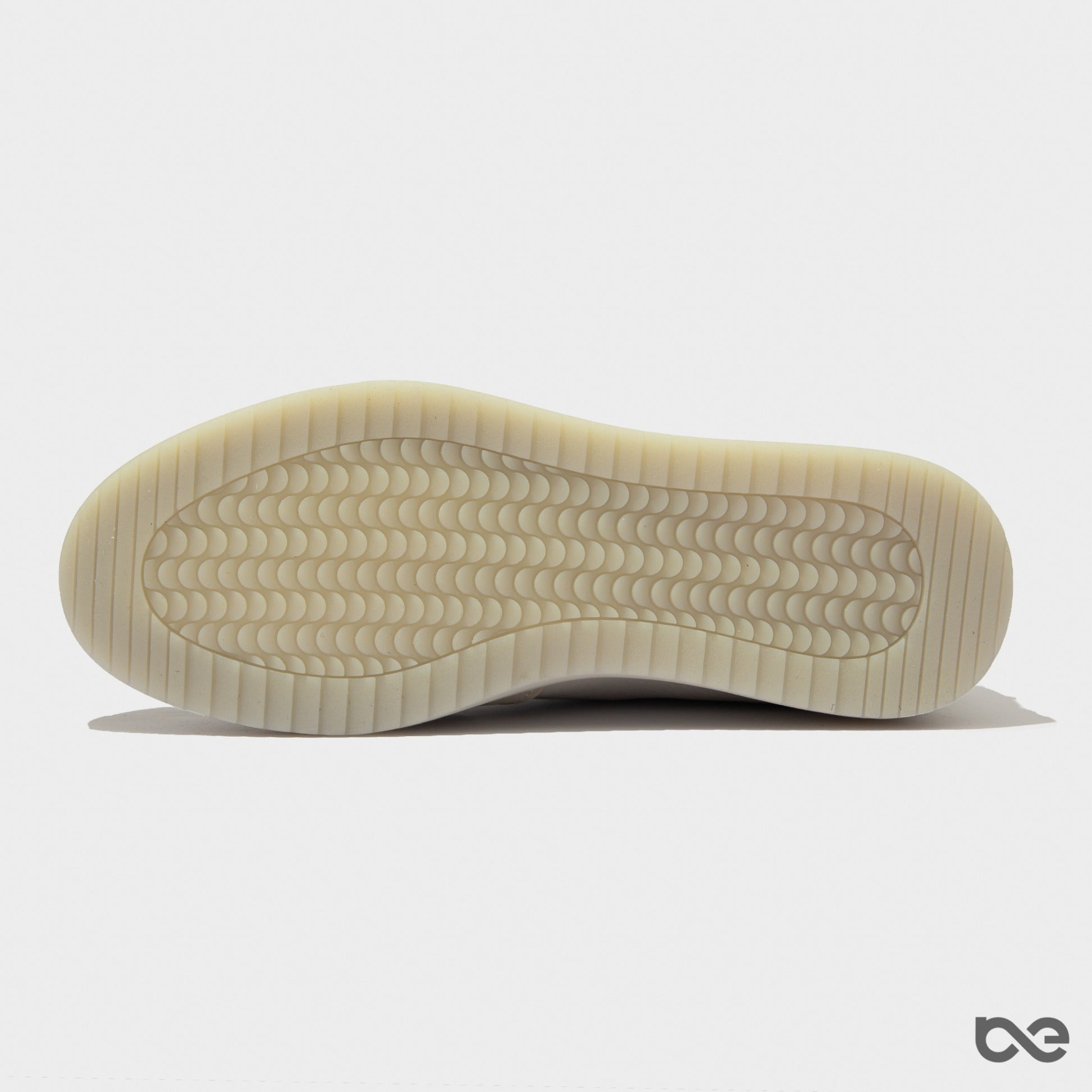 Ease Sneakers Be